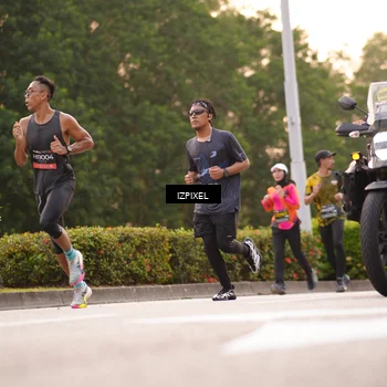 Runner Photo 6308380