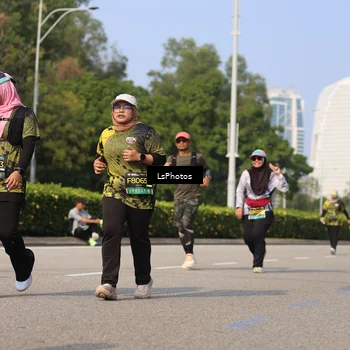Runner Photo 6308419