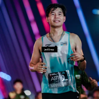 Runner Photo 6308423