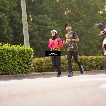 Runner Photo 6308426