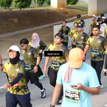 Runner Photo 6308453