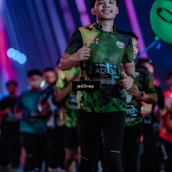 Runner Photo 6308695