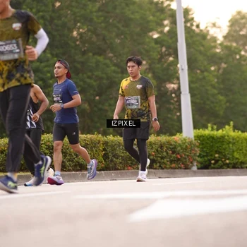 Runner Photo 6308770