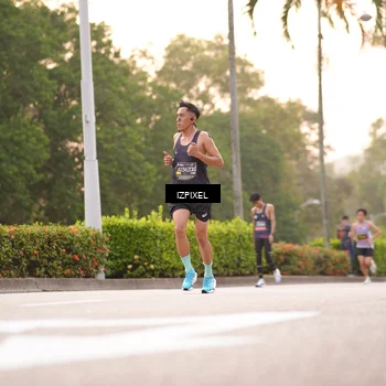 Runner Photo 6308815