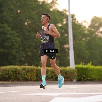 Runner Photo 6308840