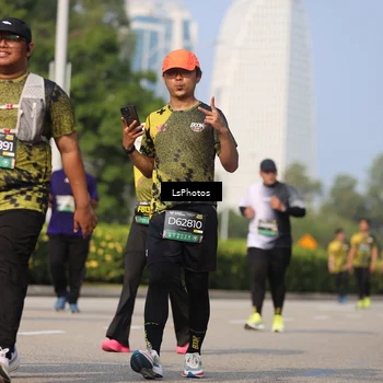 Runner Photo 6309488