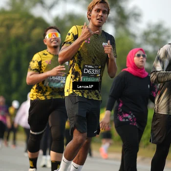 Runner Photo 6309773