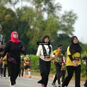 Runner Photo 6309777