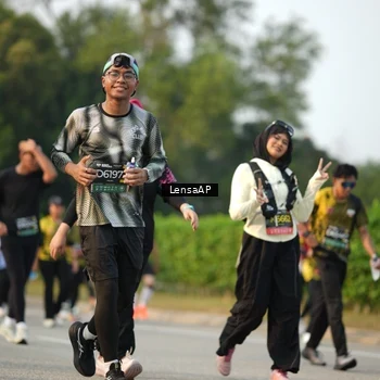 Runner Photo 6309789
