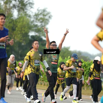 Runner Photo 6309899