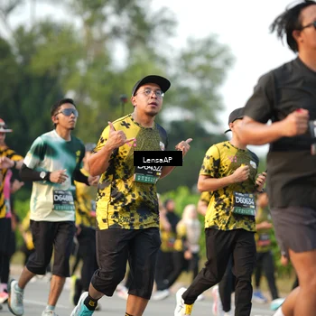 Runner Photo 6309987