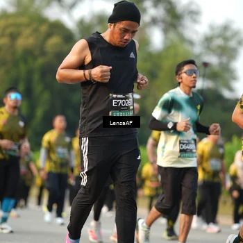 Runner Photo 6309996