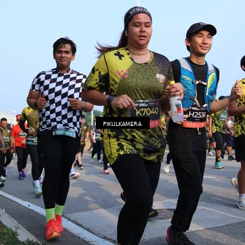 Runner Photo 6310050