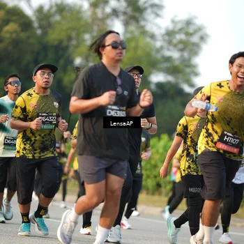 Runner Photo 6310074