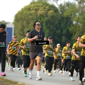 Runner Photo 6310076