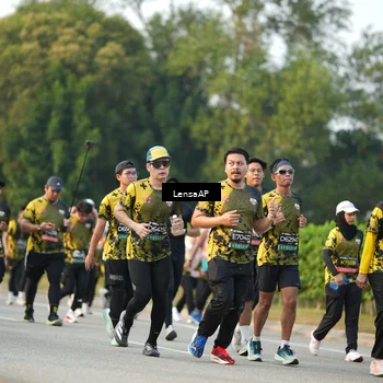 Runner Photo 6310138