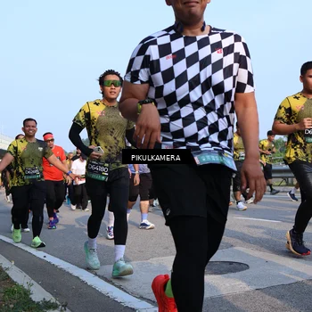 Runner Photo 6310149