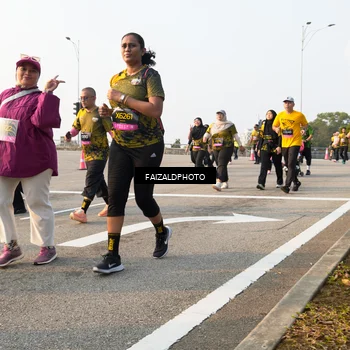 Runner Photo 6310211