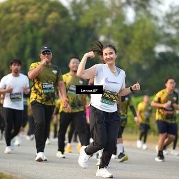 Runner Photo 6310278
