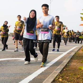Runner Photo 6310291
