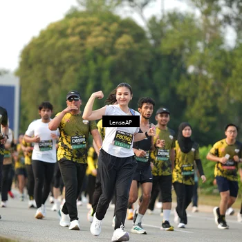 Runner Photo 6310300