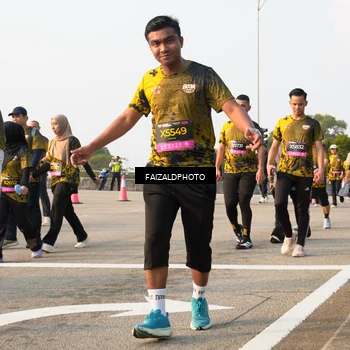Runner Photo 6310400