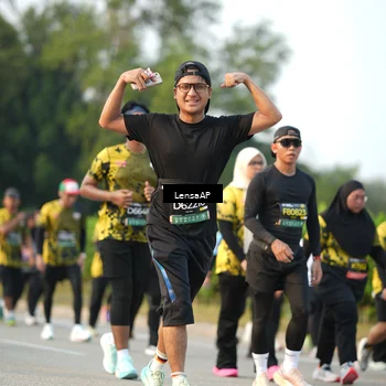 Runner Photo 6310448