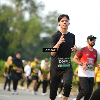 Runner Photo 6310491