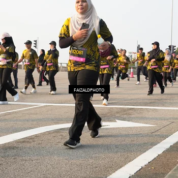 Runner Photo 6310544