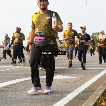 Runner Photo 6310689