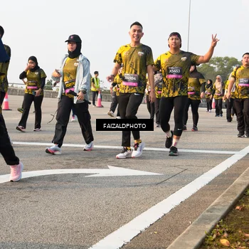 Runner Photo 6310830