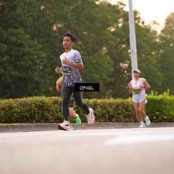 Runner Photo 6310975