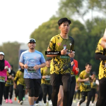 Runner Photo 6311130
