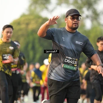 Runner Photo 6311324
