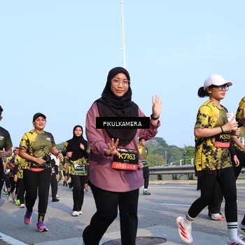 Runner Photo 6311824