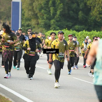 Runner Photo 6311957