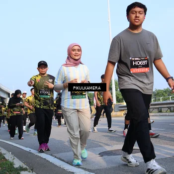 Runner Photo 6312013