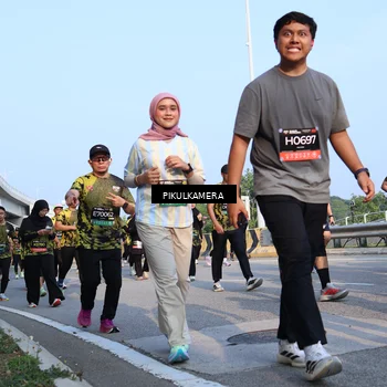 Runner Photo 6312034