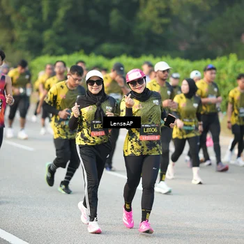 Runner Photo 6312108