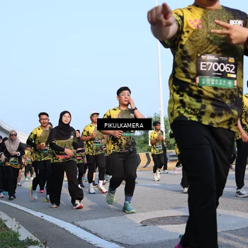 Runner Photo 6312122