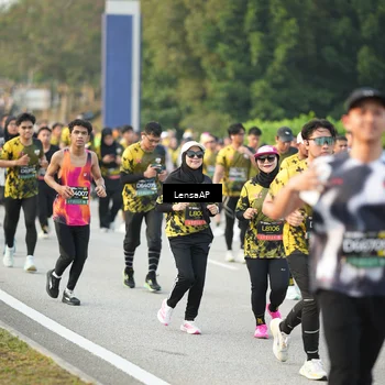 Runner Photo 6312131