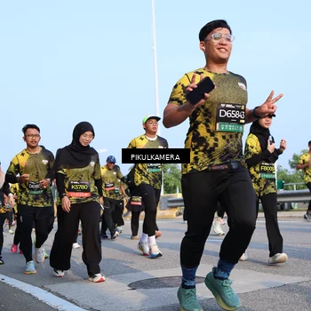 Runner Photo 6312171