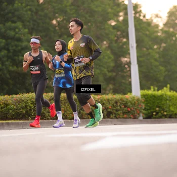 Runner Photo 6312172