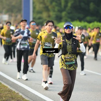 Runner Photo 6312203