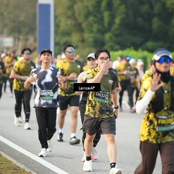 Runner Photo 6312210