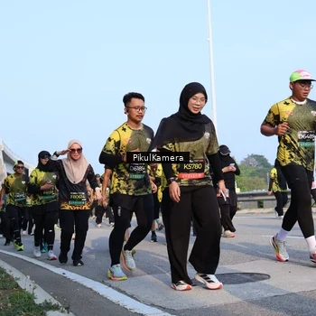 Runner Photo 6312221