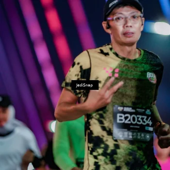 Runner Photo 6312243