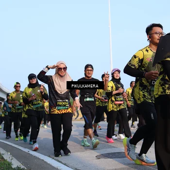 Runner Photo 6312257