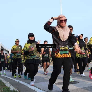 Runner Photo 6312299