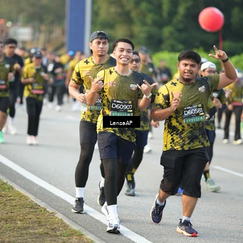 Runner Photo 6312363
